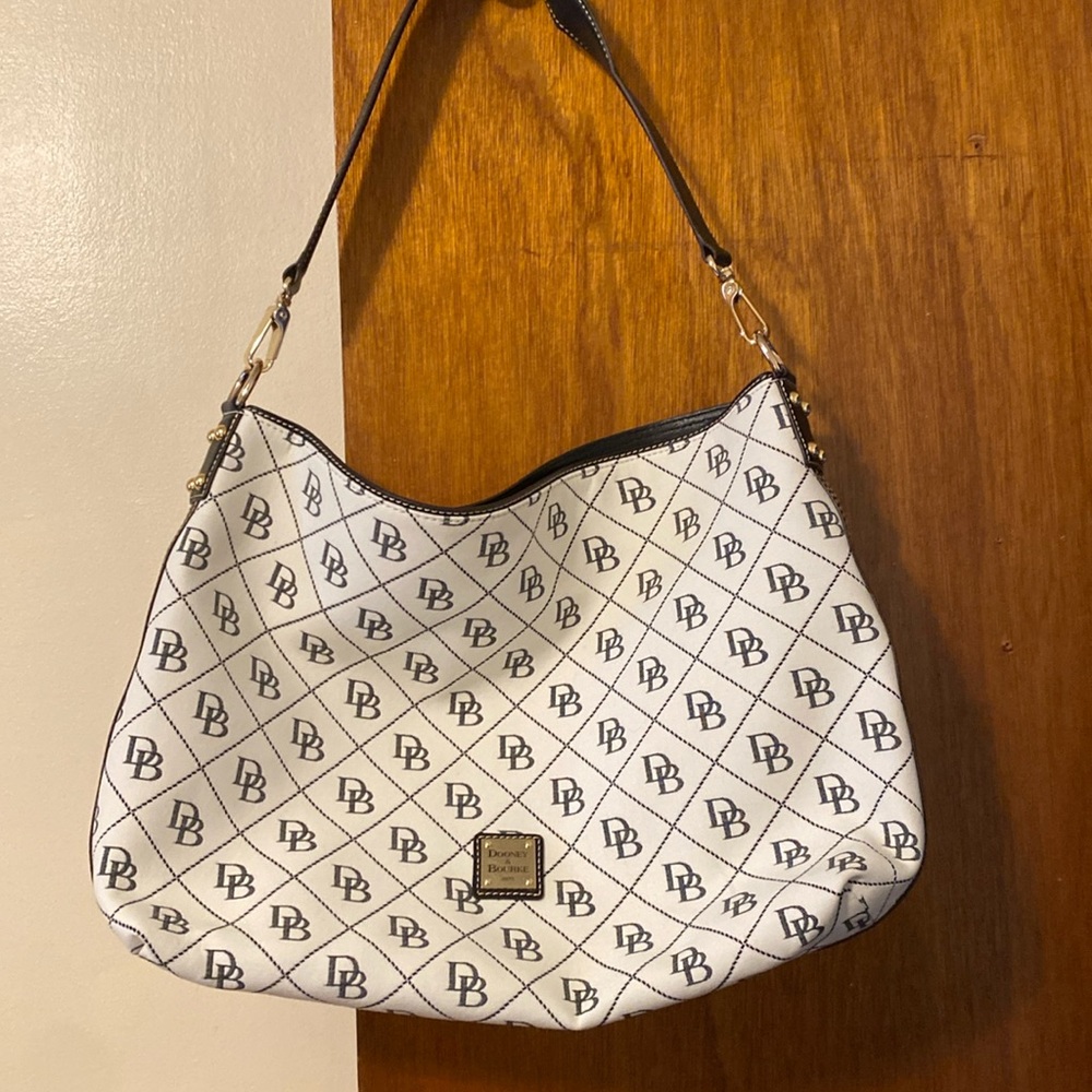 NWOT Dooney hobo bag